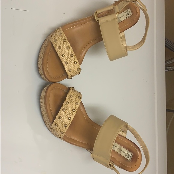 Wedge Sandals - Picture 1 of 3